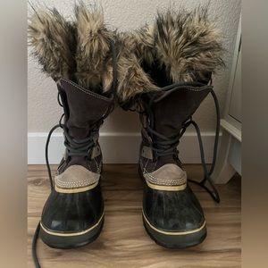 Women’s Sorel Joan of Arctic Size 9